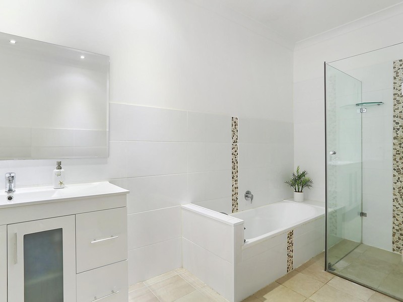 54 Bassett Street, Fairy Meadow NSW 2519