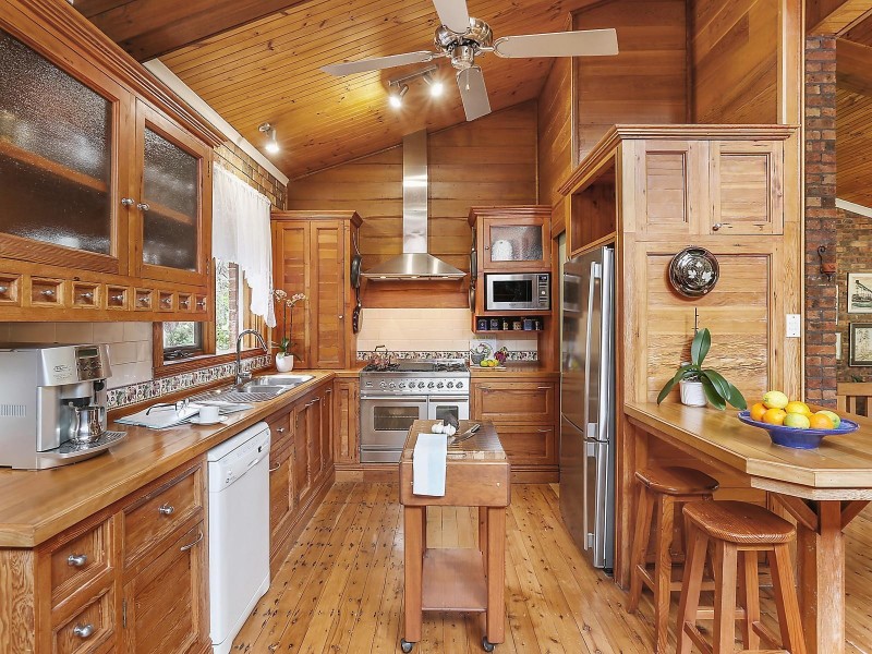 37 Murray Park Road, Figtree NSW 2525