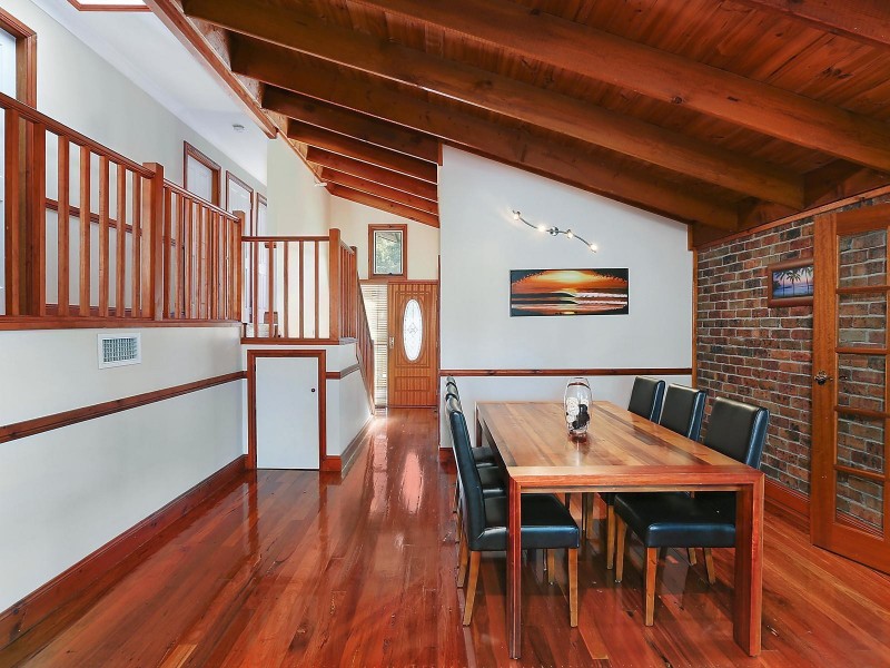 15 Sugarwood Close, Farmborough Heights NSW 2526