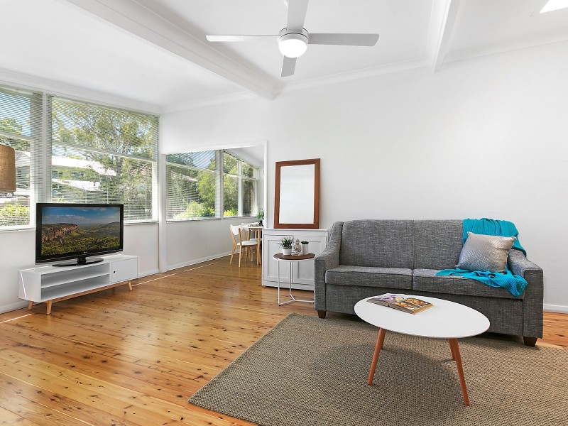 7 Nioka Avenue, Keiraville NSW 2500