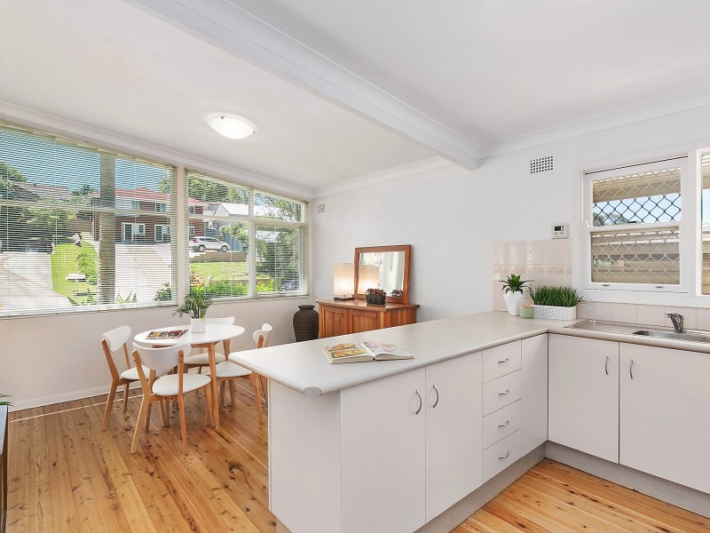 7 Nioka Avenue, Keiraville NSW 2500