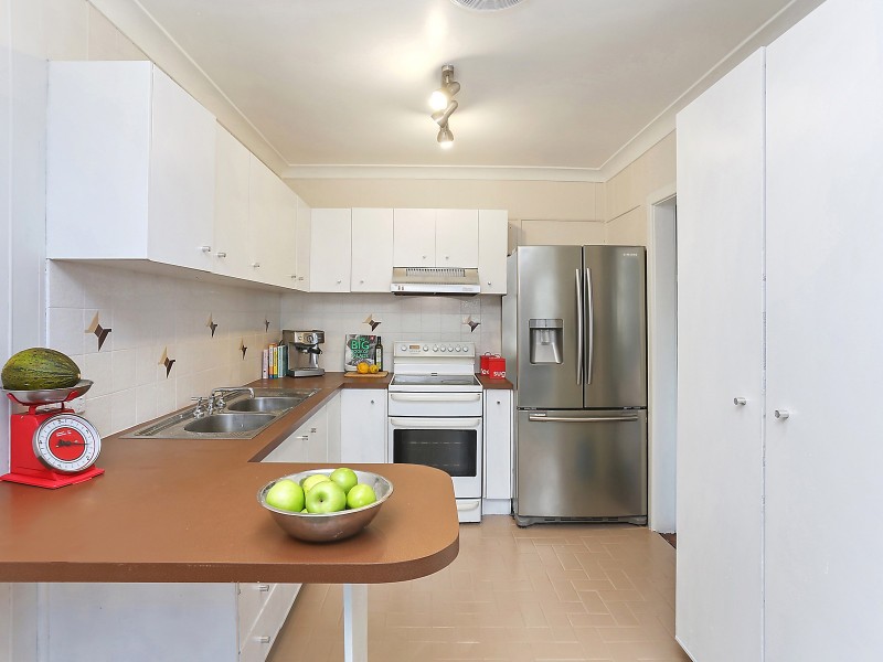 8 Nottingham Street, Berkeley NSW 2506