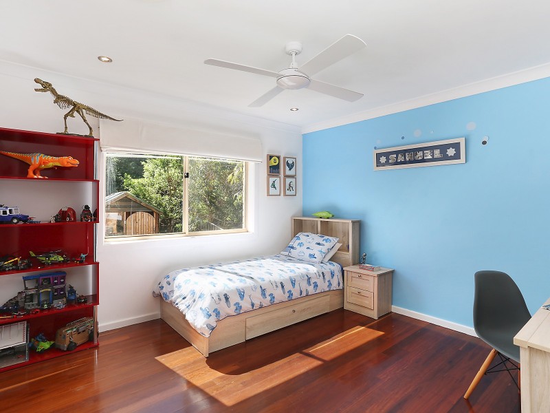 10 Woodlands Place, Figtree NSW 2525