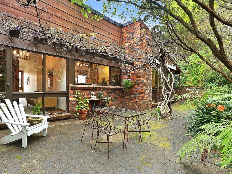 14 The Parkway, Balgownie NSW 2519