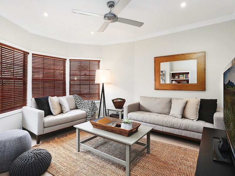 352 Princes Highway, Corrimal NSW 2518