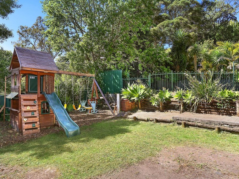5 Terrie Avenue, Figtree NSW 2525