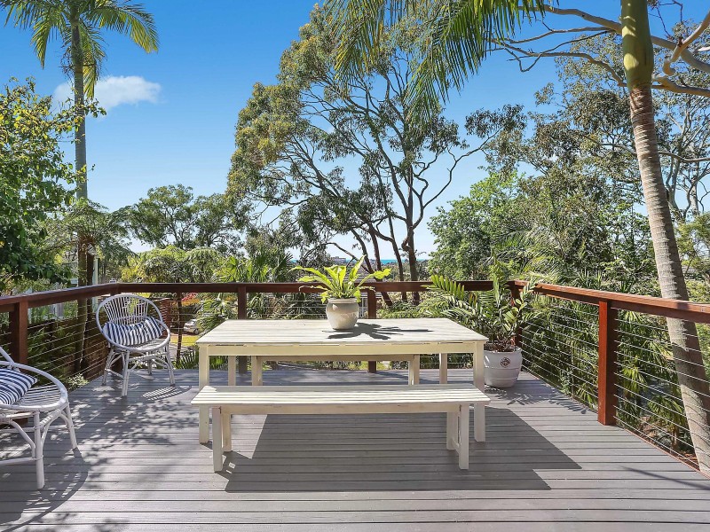 18 Medway Drive, Mount Keira NSW 2500