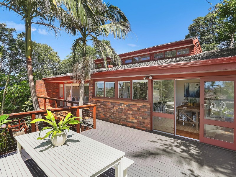 18 Medway Drive, Mount Keira NSW 2500