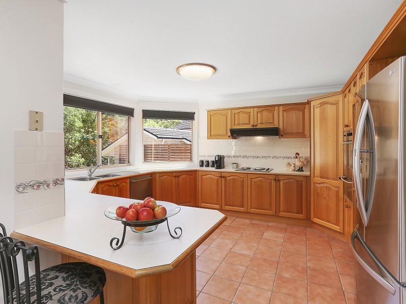 35 Darragh Drive, Figtree NSW 2525