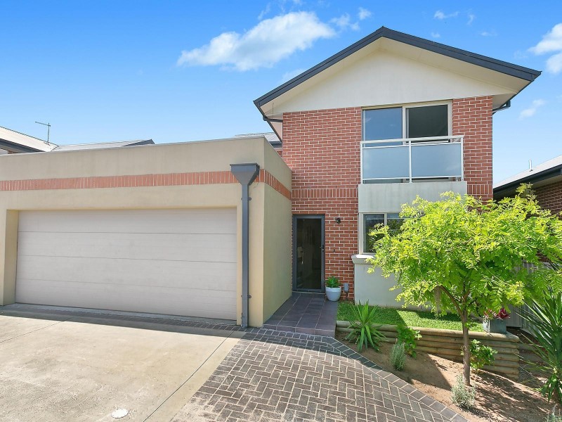 3/35 Russell Street, Balgownie NSW 2519