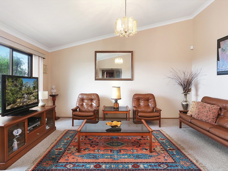 121 Derribong Drive, Cordeaux Heights NSW 2526