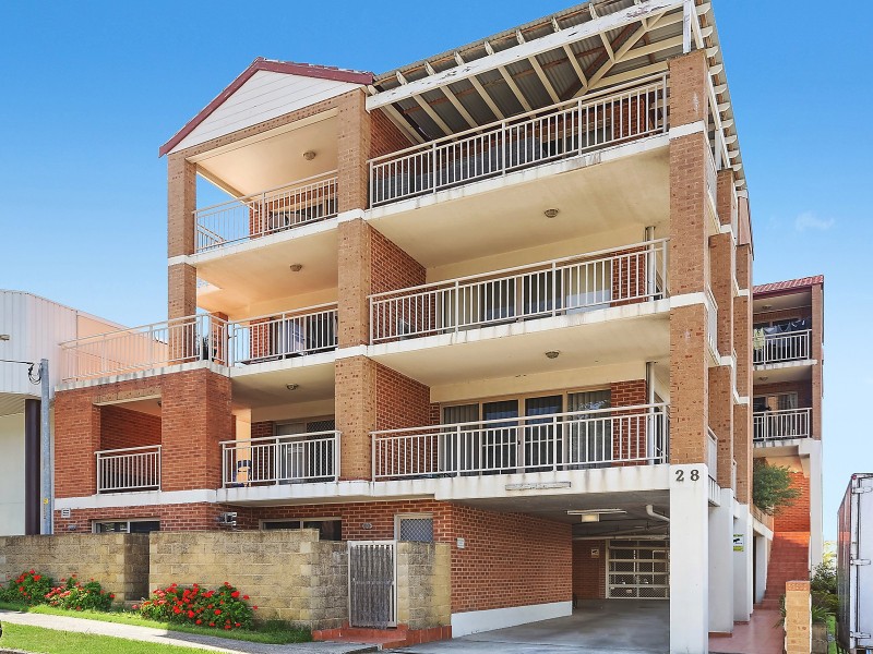 11/28 Underwood Street, Corrimal NSW 2518