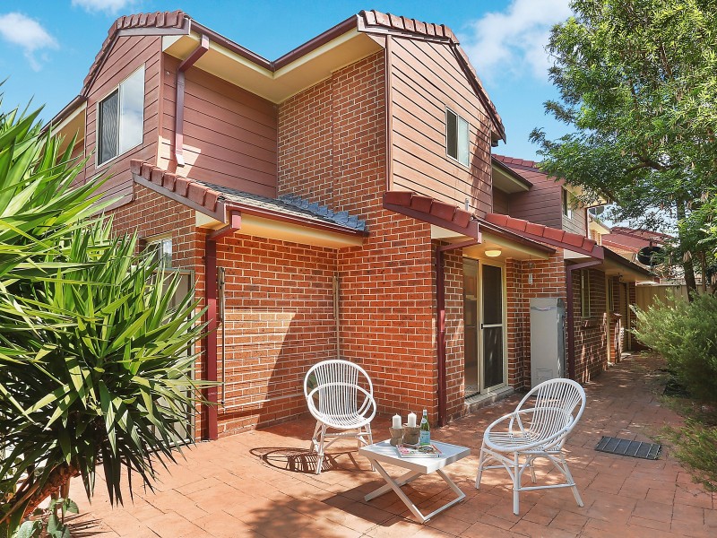 8/50 Russell Street, Woonona NSW 2517