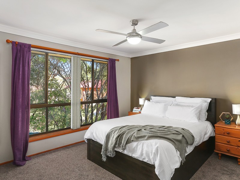 8 Baron Court, Berkeley NSW 2506