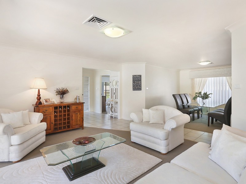 20 Carlon Crescent, Farmborough Heights NSW 2526