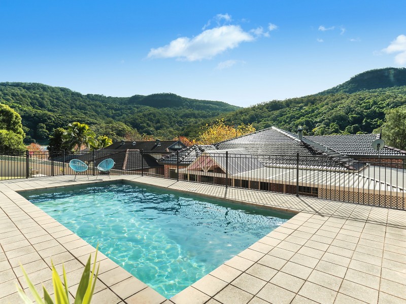 67 Valley Drive, Figtree NSW 2525