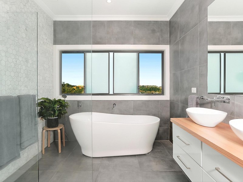 10 Morinda Close, Figtree NSW 2525