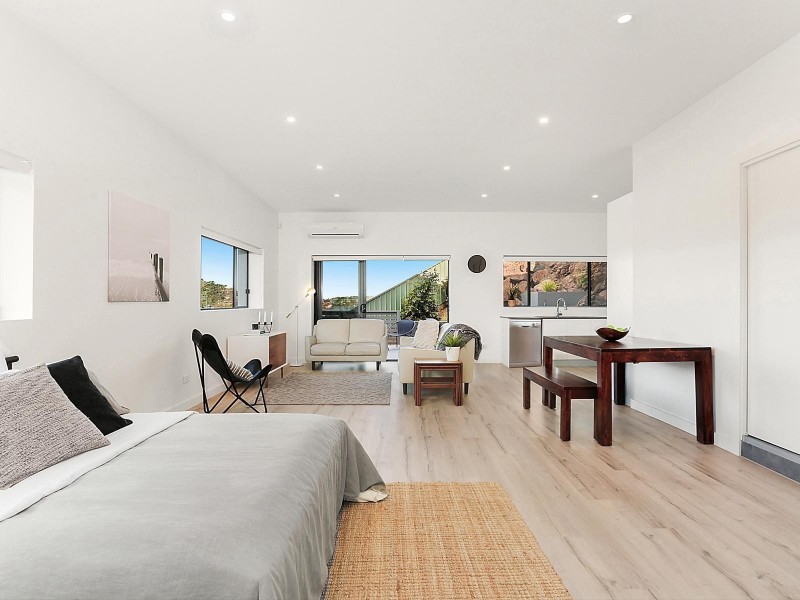 10 Morinda Close, Figtree NSW 2525