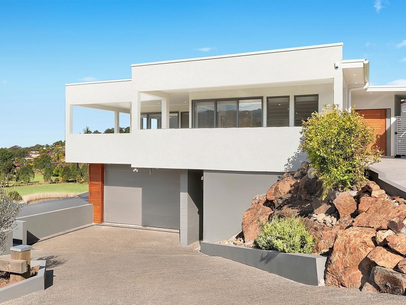 10 Morinda Close, Figtree NSW 2525