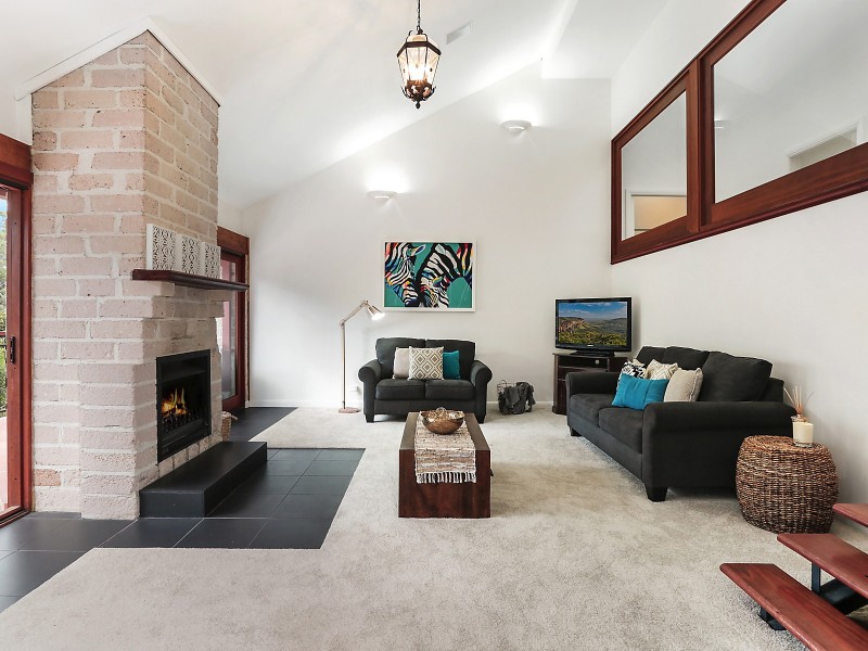 14 Natan Place, Cordeaux Heights NSW 2526