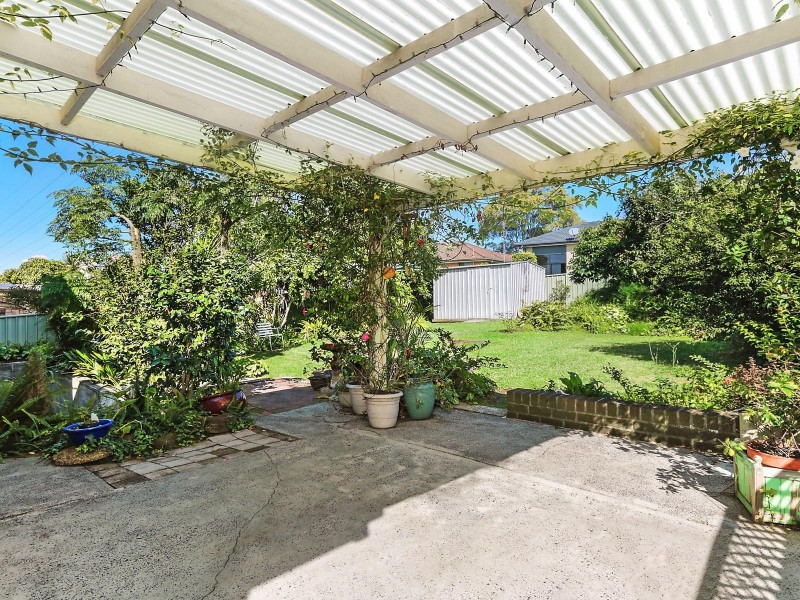 29 Edmund Avenue, Figtree NSW 2525