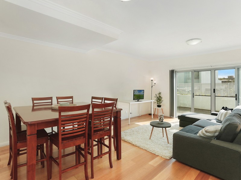 2/27 Rawlinson Avenue, Wollongong NSW 2500