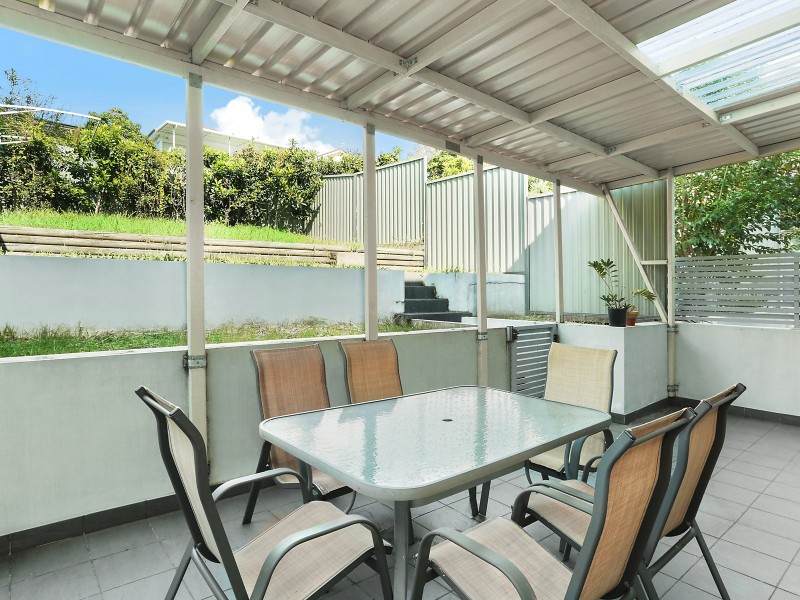 2/27 Rawlinson Avenue, Wollongong NSW 2500