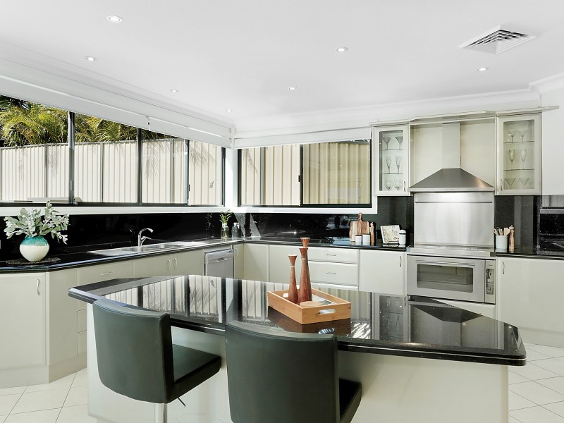 9 Powell Street, Mangerton NSW 2500