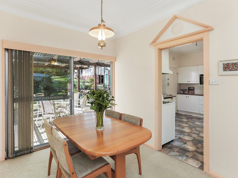 51 Toorak Avenue, Mangerton NSW 2500