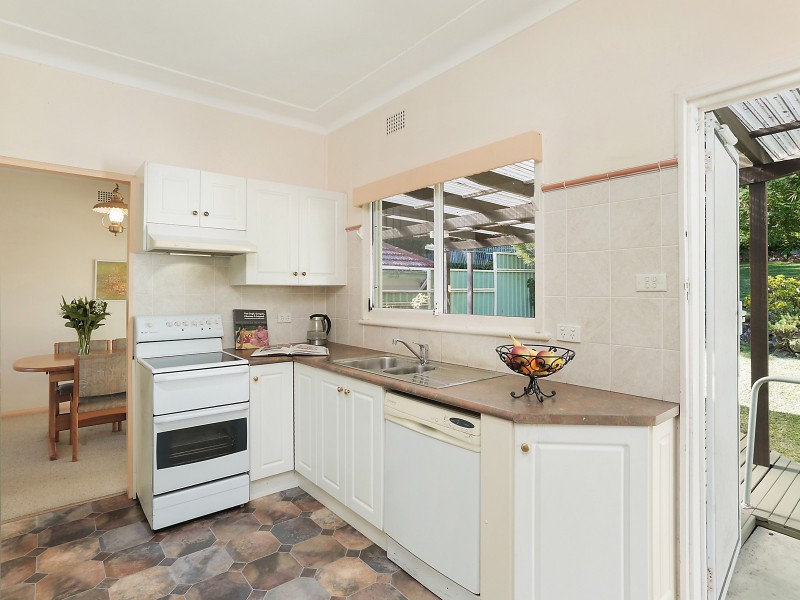 51 Toorak Avenue, Mangerton NSW 2500