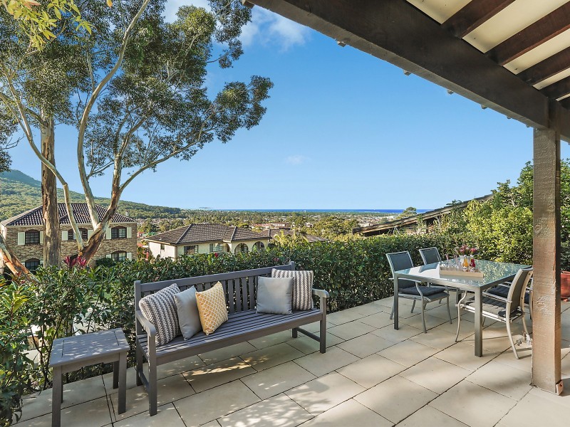 9-11 Highcrest Avenue, Balgownie NSW 2519