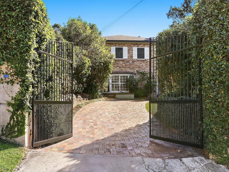 36 Rose Parade, Mount Pleasant NSW 2519