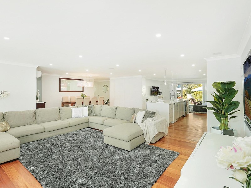 13 McPhail Street, Unanderra NSW 2526