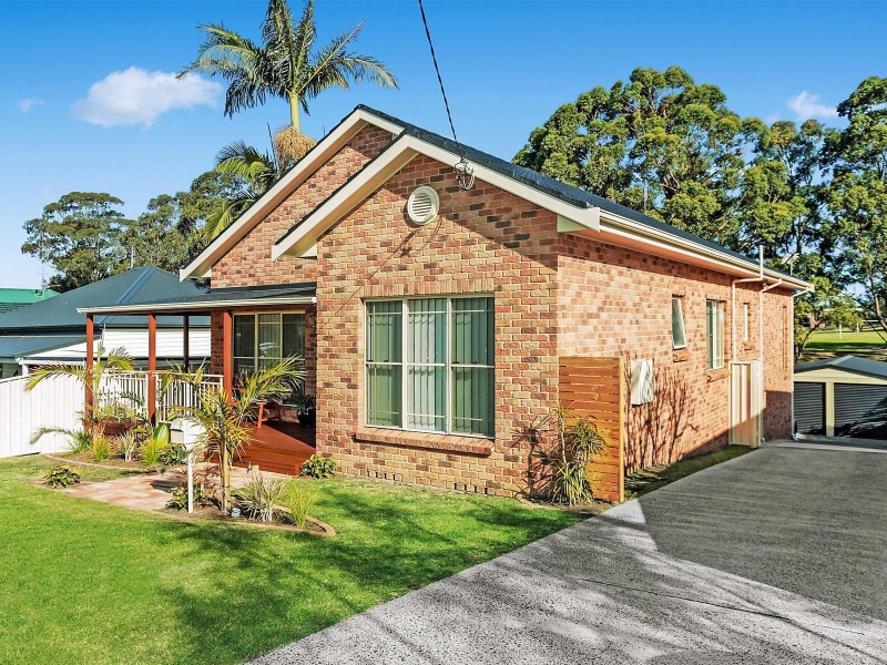 16 Stanhope Street, Woonona NSW 2517