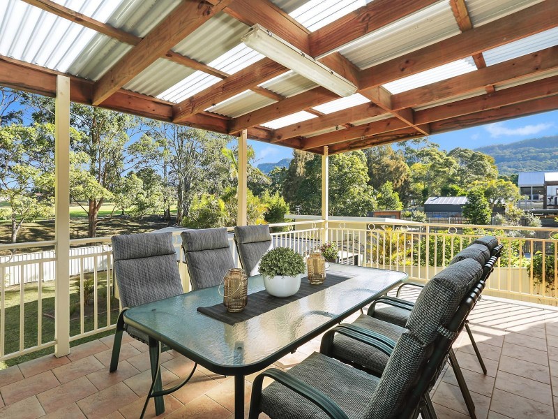 16 Stanhope Street, Woonona NSW 2517