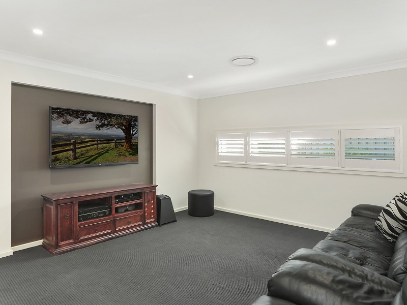 14 Brooks Reach Road, Horsley NSW 2530