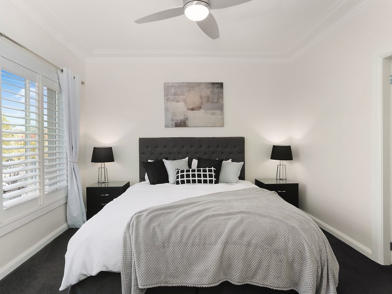 30 Abercrombie Street, West Wollongong NSW 2500