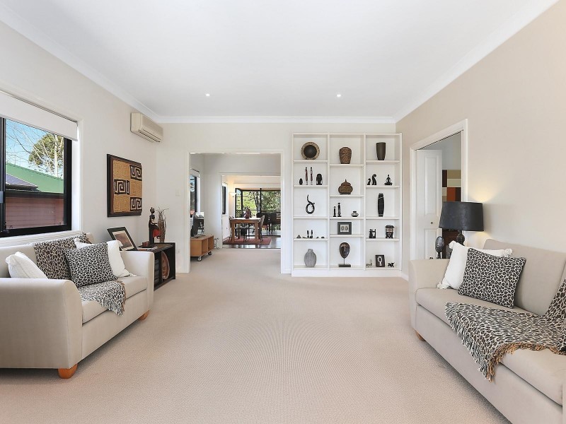 11 New Mount Pleasant Road, Balgownie NSW 2519