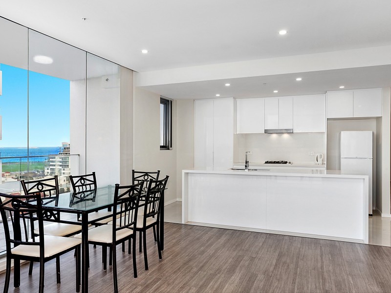 701/30 Burelli Street, Wollongong NSW 2500