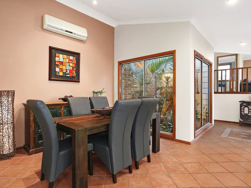 18 Paltarra Place, Cordeaux Heights NSW 2526