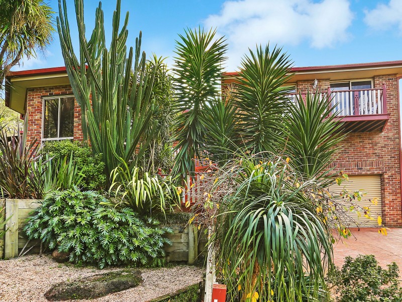 18 Paltarra Place, Cordeaux Heights NSW 2526