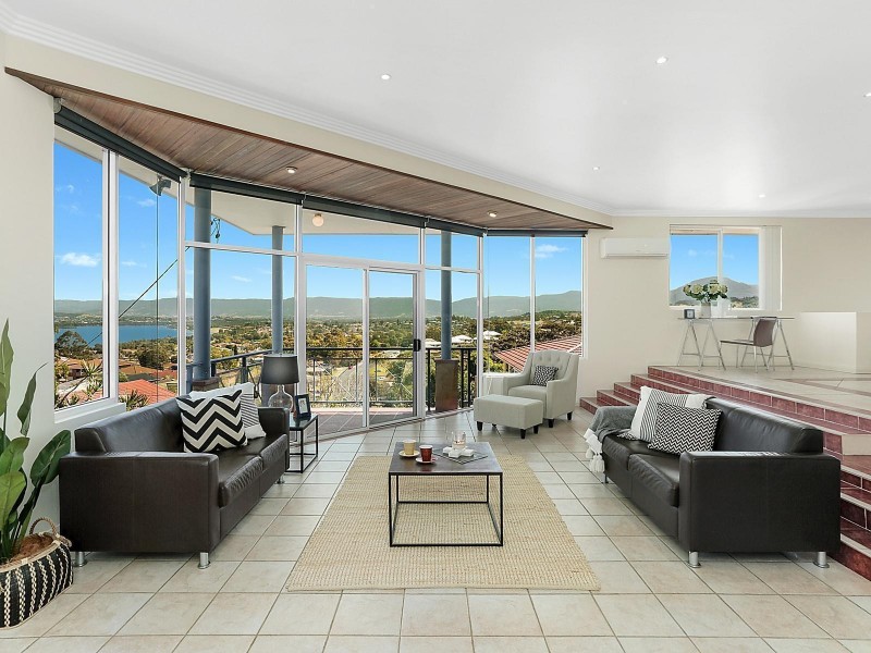 308 Flagstaff Road, Lake Heights NSW 2502