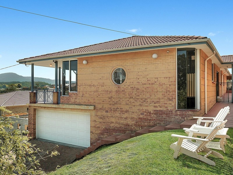 308 Flagstaff Road, Lake Heights NSW 2502