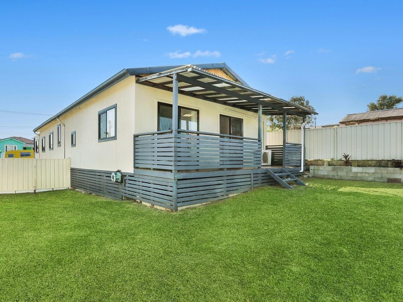 20 Third Avenue, Port Kembla NSW 2505