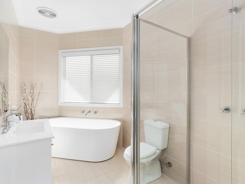 17A Central Road, Unanderra NSW 2526