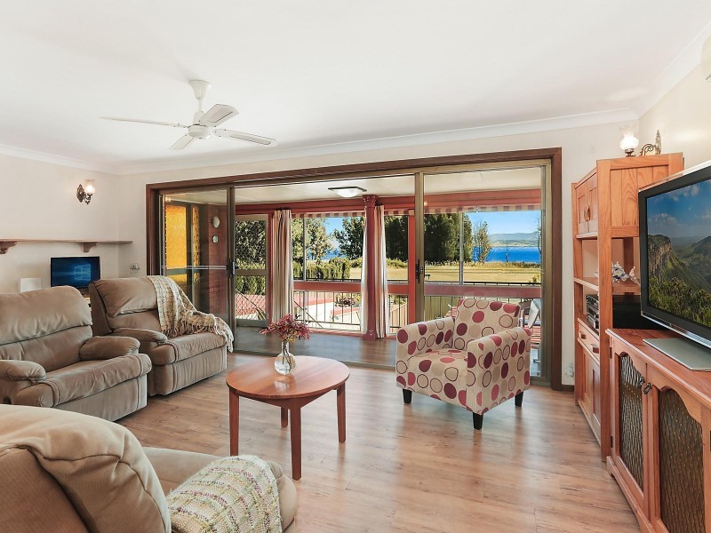 200 Lakeview Parade, Primbee NSW 2502