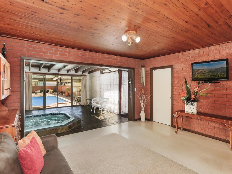 200 Lakeview Parade, Primbee NSW 2502