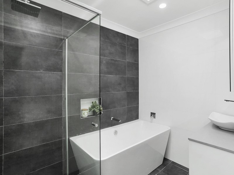 9 Cordeaux Road, Figtree NSW 2525