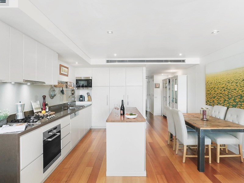 609/53 Crown Street, Wollongong NSW 2500