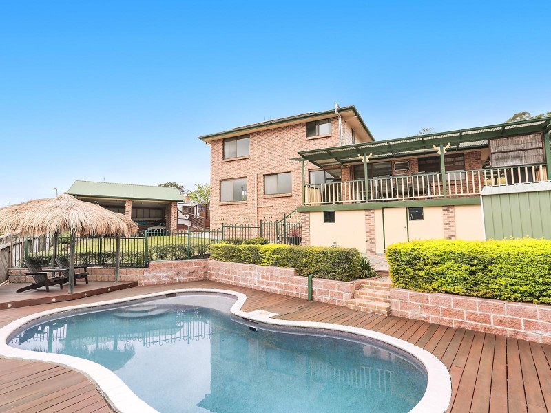 2 Booreea Boulevarde, Cordeaux Heights NSW 2526